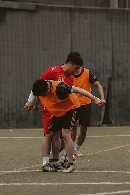 琦与曾齐接